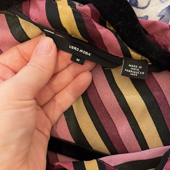 Vera Moda top - Picture 3 of 3